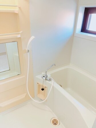 ハイツ・サンピーチ Cの物件内観写真